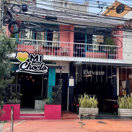 Casa De Pinos Hotel บูการามังกา ภายนอก รูปภาพ