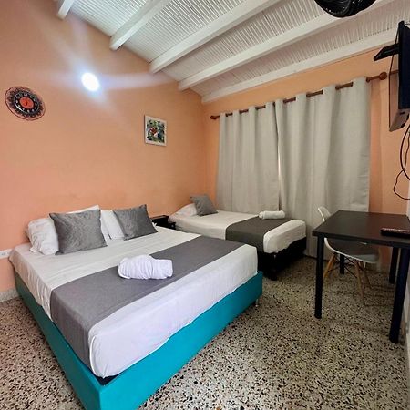 Casa De Pinos Hotel บูการามังกา ภายนอก รูปภาพ