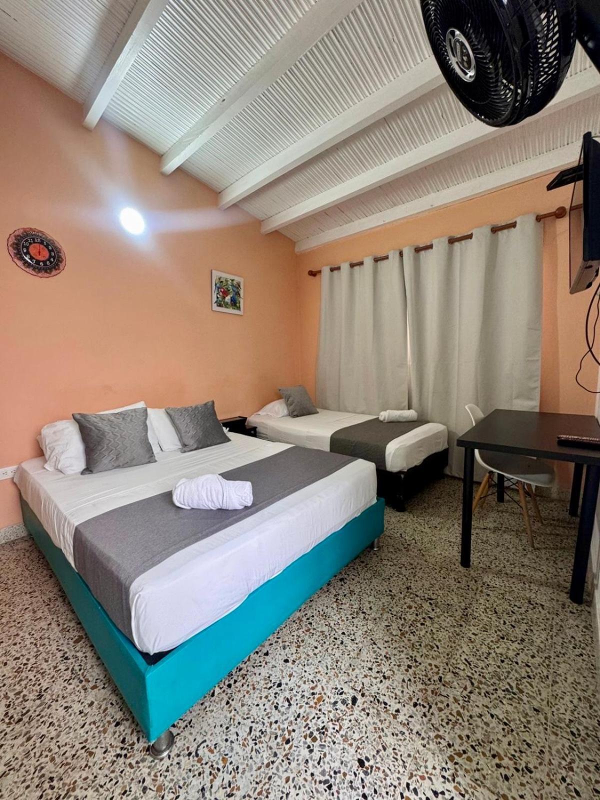 Casa De Pinos Hotel บูการามังกา ภายนอก รูปภาพ